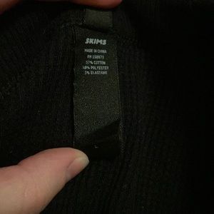 Skims waffle king sleeve shirt